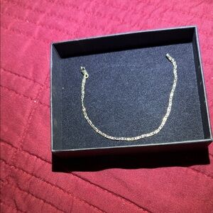 10ct Solid Gold Valentino Chain Bracelet - 2mm 6.5in